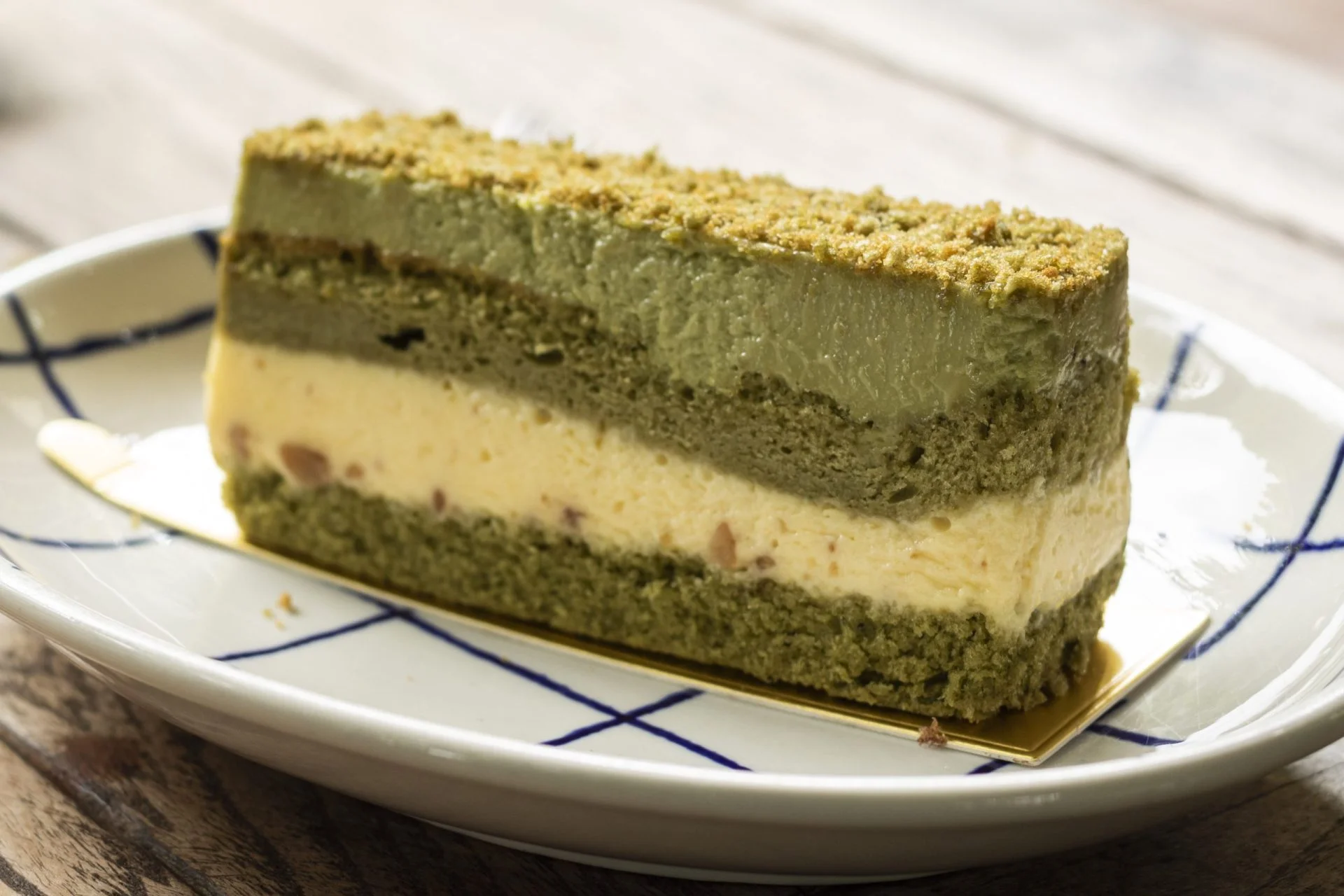 Delightful matcha green tea macademia cake